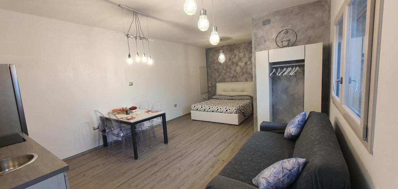 La Casetta Tra Sassi E Ulivi B&B Matera Eksteriør billede